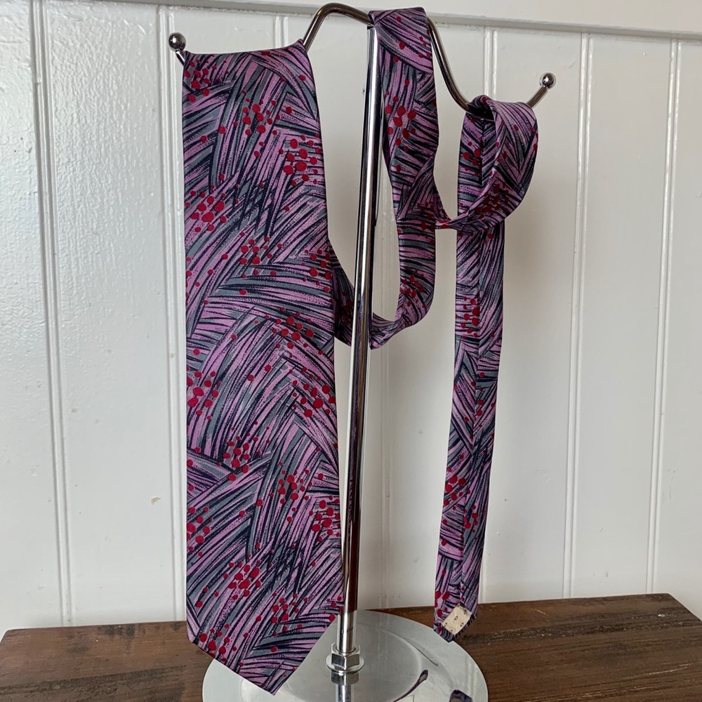 Paris Pierre Balmain Men's Purple Tie 100% Silk